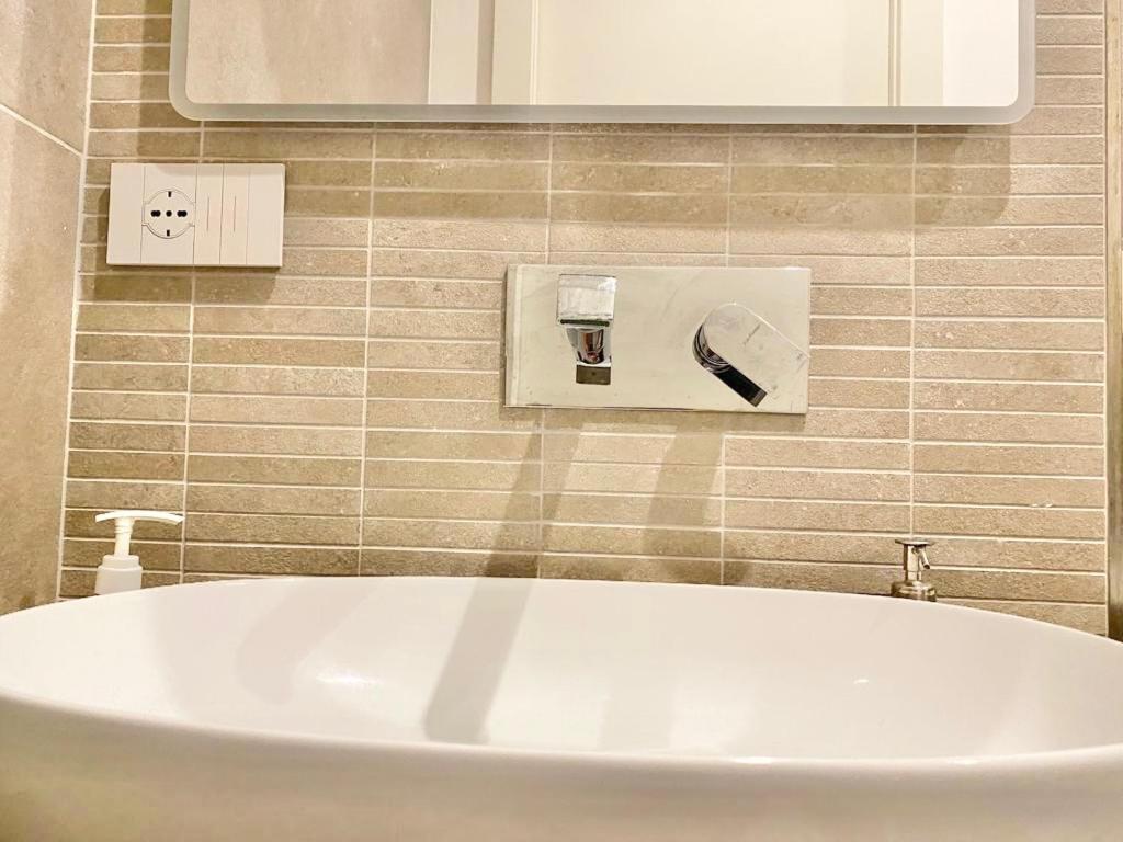 מילאנו Idylle Double Suite Apartment Duomo מראה חיצוני תמונה